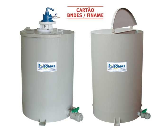 TanquePlasticoSolumax07-680ae246 Tanques pl&aacute;sticos Solumax da Bomax: solu&ccedil;&otilde;es confi&aacute;veis e dur&aacute;veis para armazenamento seguro de l&iacute;quidos industriais. Conhe&ccedil;a mais.